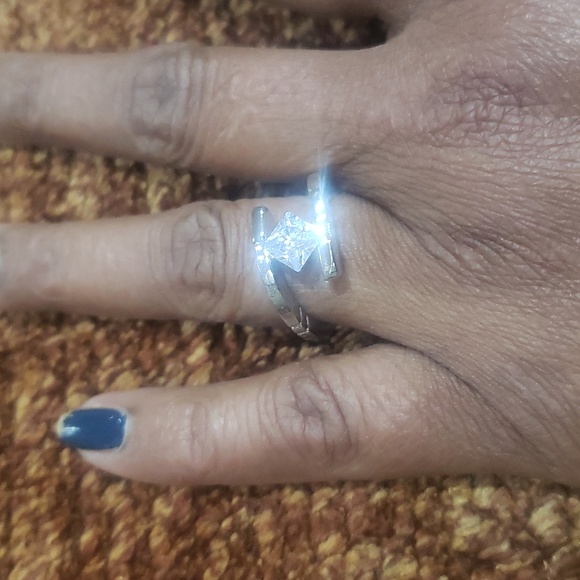 Ring 💍 Size 7 - Picture 9 of 13